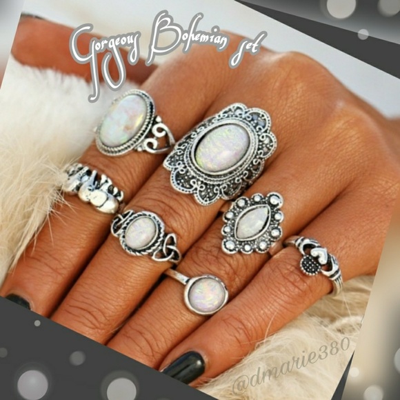 Jewelry - 🌴 Gorgeous Bohemian Antique silver 7pcs Ring Set